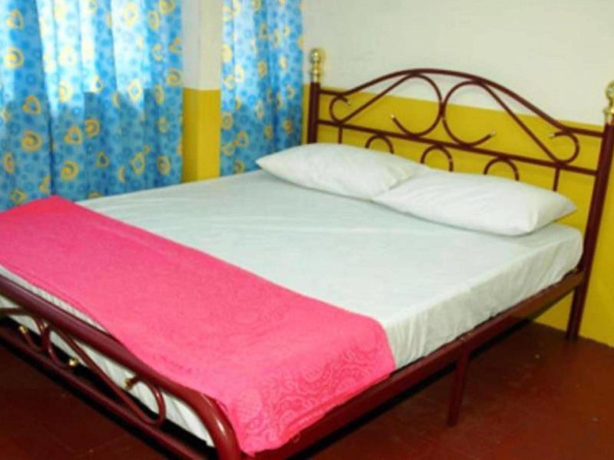 Stay In Lodge Kota Kinabalu Exterior foto