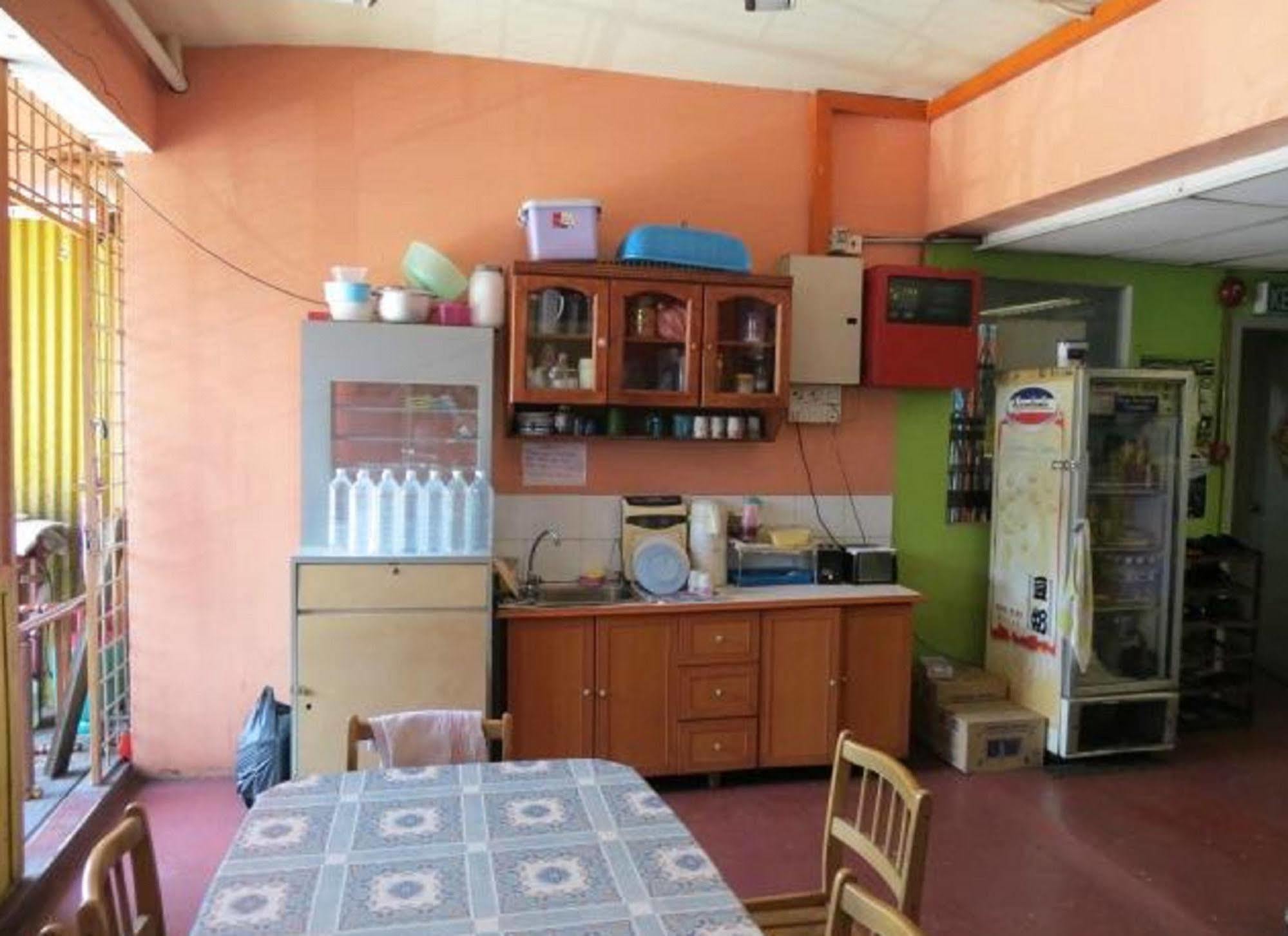 Stay In Lodge Kota Kinabalu Exterior foto